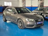 Usado Audi A3 Attraction 105 CV (77 kW) 2013 Marrón Berlina