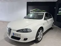 Usado Alfa Romeo 147 Distinctive 105 CV (77 kW) 2005 Blanco Utilitario