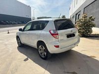 Begagnad Toyota RAV4 150 HK (110 kW) 2010 Vit SUV