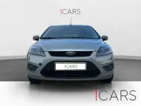 Begagnad Ford Focus Trend 90 HK (66 kW) 2009 Grå Sedan
