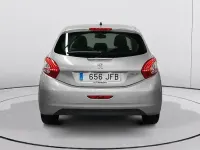 Usado Peugeot 208 Allure 82 CV (60 kW) 2015 Gris Utilitario