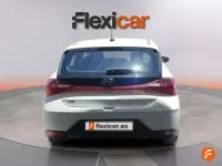 Usado Hyundai i20 84 CV (61 kW) 2021 Blanco Utilitario