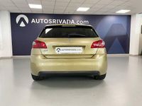 Usado Peugeot 308 Style 130 CV (95 kW) 2018 Dorado Utilitario