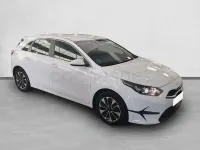 Usado Kia Ceed 100 CV (73 kW) 2025 Blanco Utilitario