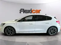 Usado Ford Focus ST-Line 125 CV (91 kW) 2019 Blanco Berlina