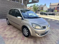 Usado Renault Scénic Dynamique 105 CV (77 kW) 2008 Beige Monovolumen