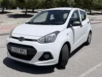 Usado Hyundai i10 66 CV (48 kW) 2015 Blanco Utilitario