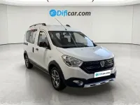Usado Dacia Dokker Essentiel 131 CV (96 kW) 2019 Blanco Monovolumen