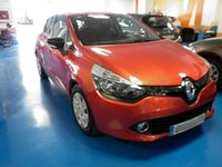Usado Renault Clio IV Authentique 75 CV (55 kW) 2015 Granate Berlina