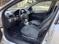 Używany Opel Astra Enjoy 100 KM (73 kW) 2007 Szary Sedan/Limuzyna