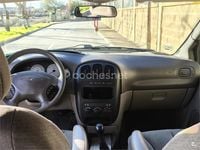 Usado Chrysler Voyager 150 CV (110 kW) 2002 Negro Monovolumen