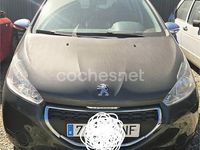 Usado Peugeot 208 Active 82 CV (60 kW) 2012 Negro Utilitario