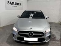 Usado Mercedes A180 116 CV (85 kW) 2019 Gris Utilitario