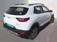 Usado Kia Stonic Plus 101 CV (74 kW) 2023 Blanco SUV