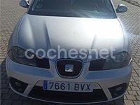 Usado Seat Ibiza 100 CV (73 kW) 2002 Gris / plata Utilitario