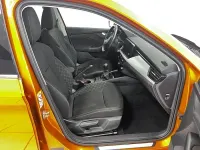 Usado Skoda Kamiq Ambition 110 CV (80 kW) 2023 Naranja SUV