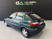 Usado Chevrolet Lanos SX 106 CV (77 kW) 1999 Verde Berlina