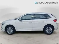 Usado Skoda Kamiq Ambition 110 CV (80 kW) 2021 Blanco SUV