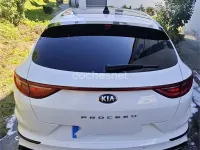 Usado Kia ProCeed GT 204 CV (150 kW) 2021 Blanco Familiar