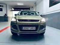 Usado Ford Kuga Titanium 163 CV (119 kW) 2014 Beige SUV