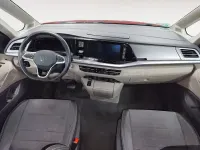 Usado VW Multivan Life 150 CV (110 kW) 2025 Rojo Monovolumen