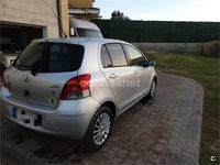 Usado Toyota Yaris 90 CV (66 kW) 2009 Gris / plata Utilitario