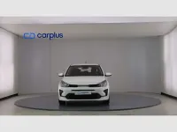 Usado Kia Rio 101 CV (74 kW) 2023 Blanco Berlina