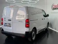 Usado Toyota Proace Plus 120 CV (88 kW) 2023 Blanco Monovolumen
