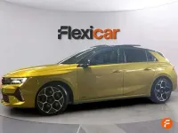 Usado Opel Astra Ultimate 179 HP (131 kW) 2022 Amarelo Citadino