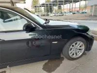 Usado BMW 318 129 CV (94 kW) 2008 Negro Berlina