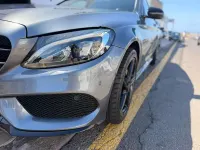Usado Mercedes C200 136 CV (100 kW) 2017 Gris / plata Berlina