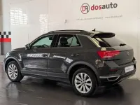 Usado VW T-Roc Advance 150 CV (110 kW) 2022 Gris / plata SUV