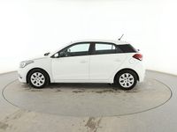 Usado Hyundai i20 85 CV (62 kW) 2018 Blanco Berlina