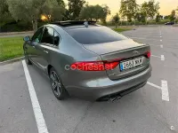 Usado Jaguar XF R-Sport 180 CV (132 kW) 2019 Gris / plata Berlina