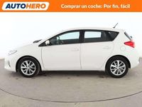 Usado Toyota Auris 90 CV (66 kW) 2014 Blanco Berlina