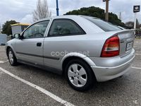 Usado Opel Astra Comfort 100 CV (73 kW) 2000 Gris / plata Berlina