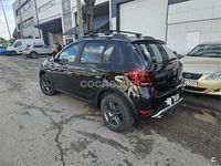 Usado Dacia Sandero 90 CV (66 kW) 2018 Negro Berlina