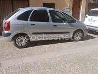 Usado Citroën Xsara Picasso 90 CV (66 kW) 2005 Gris / plata Monovolumen