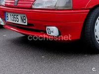 Usado Peugeot 106 75 CV (55 kW) 1992 Rojo Utilitario