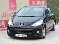 Usado Peugeot 207 Active 70 CV (51 kW) 2012 Negro Berlina