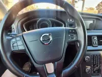 Usado Volvo V40 Kinetic 150 CV (110 kW) 2017 Gris Utilitario
