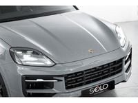 Usado Porsche Cayenne E-Hybrid 470 CV (345 kW) 2025 Gris / plata SUV