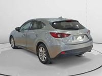 Usado Mazda 3 Luxury 106 CV (77 kW) 2016 Rojo Utilitario