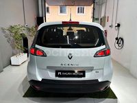 Usado Renault Scénic III 115 CV (84 kW) 2015 Blanco Monovolumen