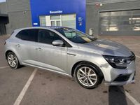Usado Renault Mégane IV Zen 130 CV (95 kW) 2017 Gris / plata Berlina