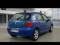Usado Peugeot 307 110 CV (80 kW) 2007 Azul Berlina