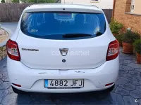 Usado Dacia Sandero Lauréate 75 CV (55 kW) 2015 Blanco Berlina