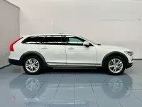 Usado Volvo V90 CC 235 CV (172 kW) 2019 Blanco Familiar