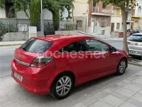 Usado Opel Astra GTC Sport 110 CV (80 kW) 2009 Rojo Berlina