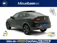 Usado Renault Arkana RS Line 145 CV (106 kW) 2022 Negro SUV